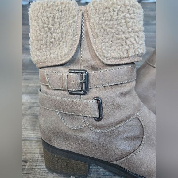 White Mountain Tan/brown/Cream Boots  Faux Fur Top Heel Zip Side Winter Style 10 - Picture 7 of 8
